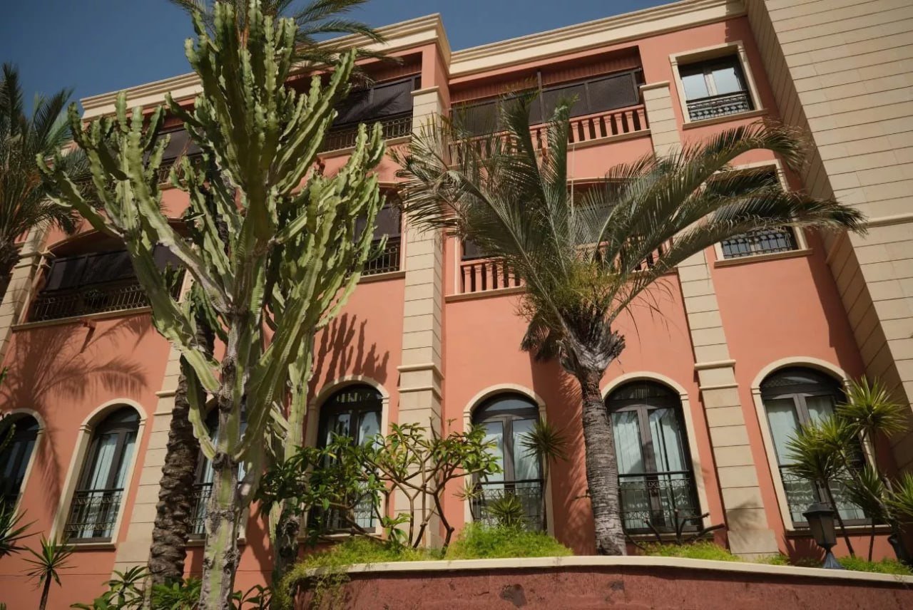 1881 Tenerife Madrigueras Golf Hotel