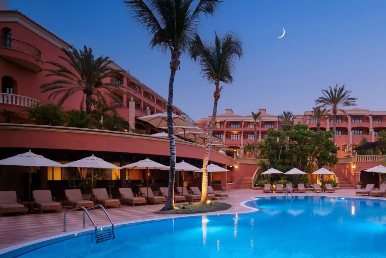 1881 Tenerife Madrigueras Golf Hotel