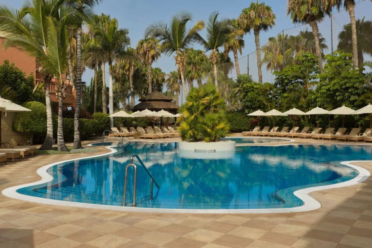 1881 Tenerife Madrigueras Golf Hotel
