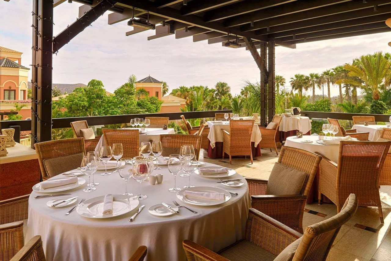 1881 Tenerife Madrigueras Golf Hotel