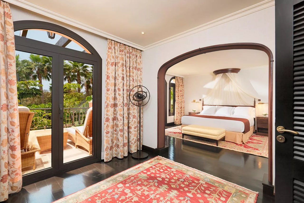 1881 Tenerife Madrigueras Golf Hotel