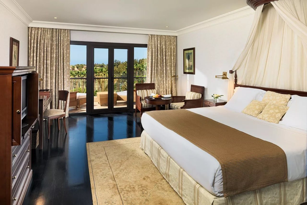 1881 Tenerife Madrigueras Golf Hotel