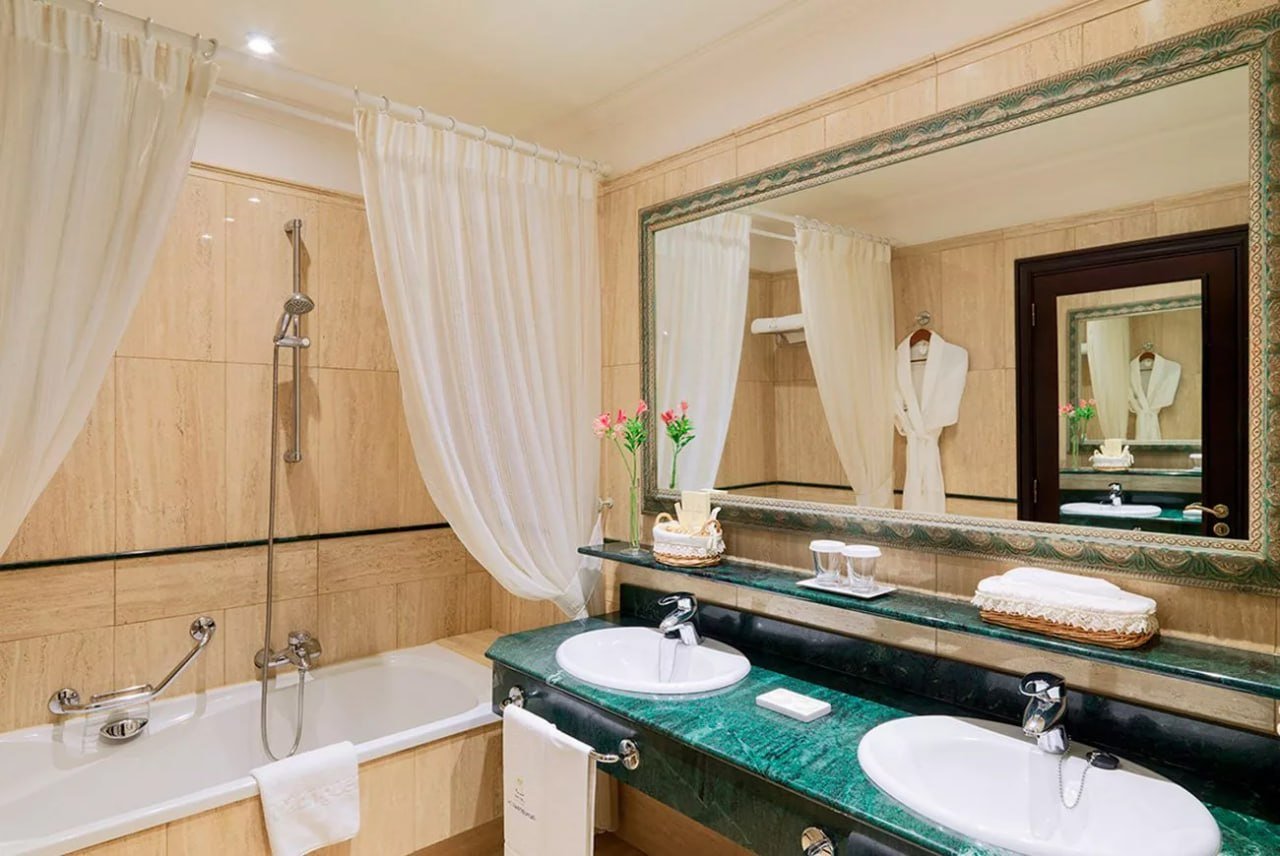 1881 Tenerife Madrigueras Golf Hotel