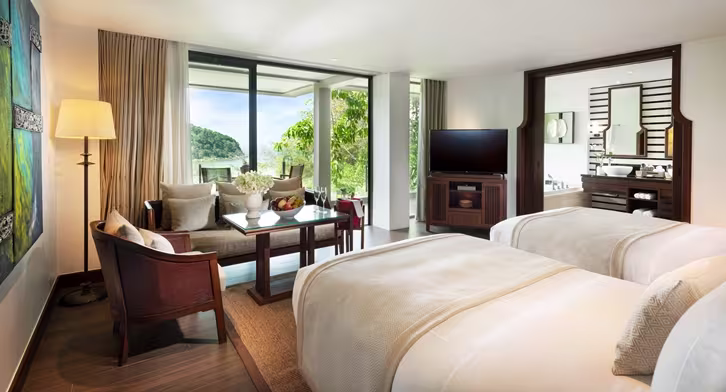 Deluxe Layan Suite