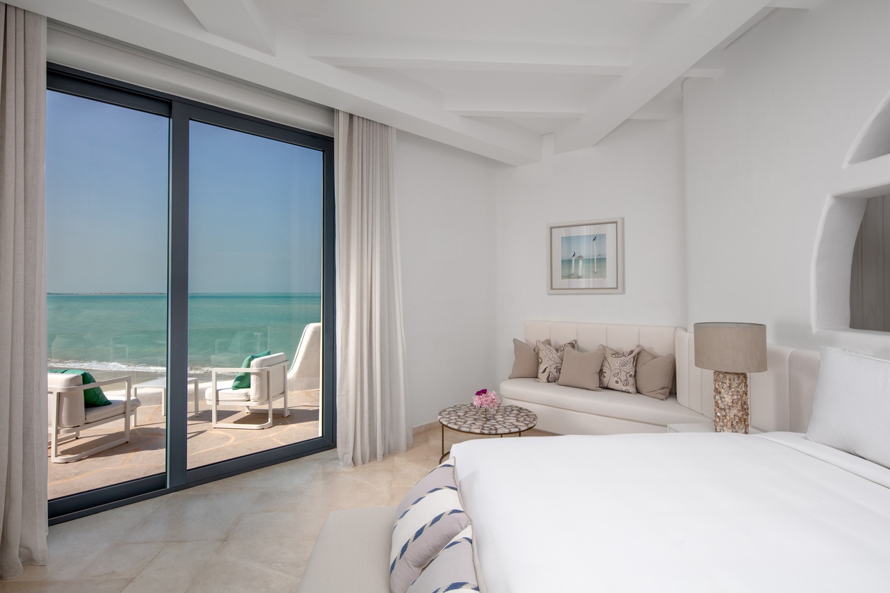 Anantara Santorini Abu Dhabi Retreat