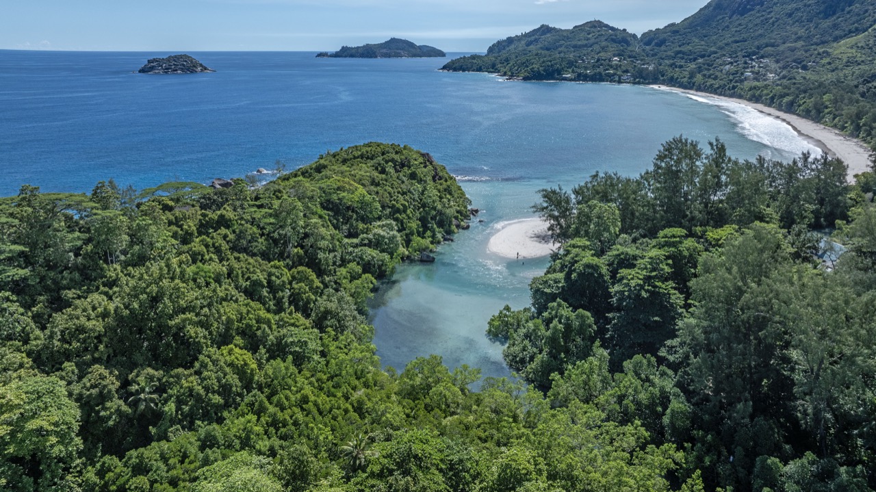 Avani+ Barbarons Seychelles