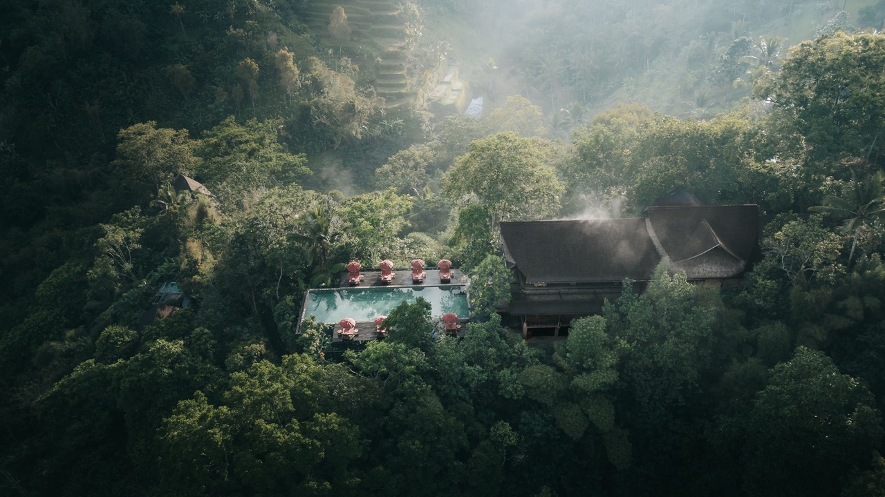 Buahan, A Banyan Tree Escape