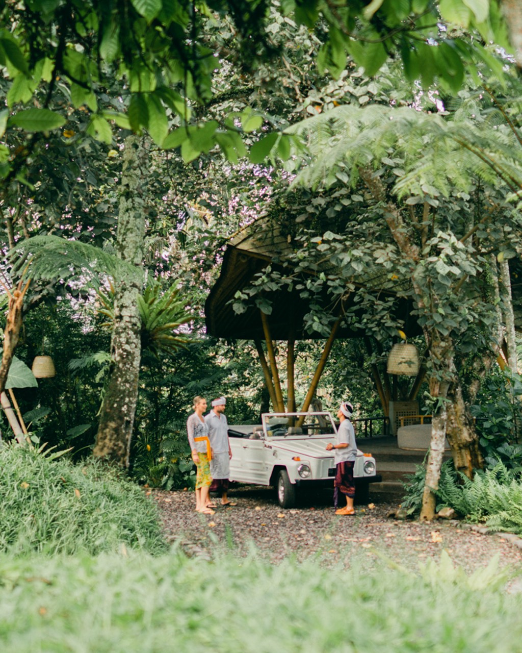 Buahan, A Banyan Tree Escape