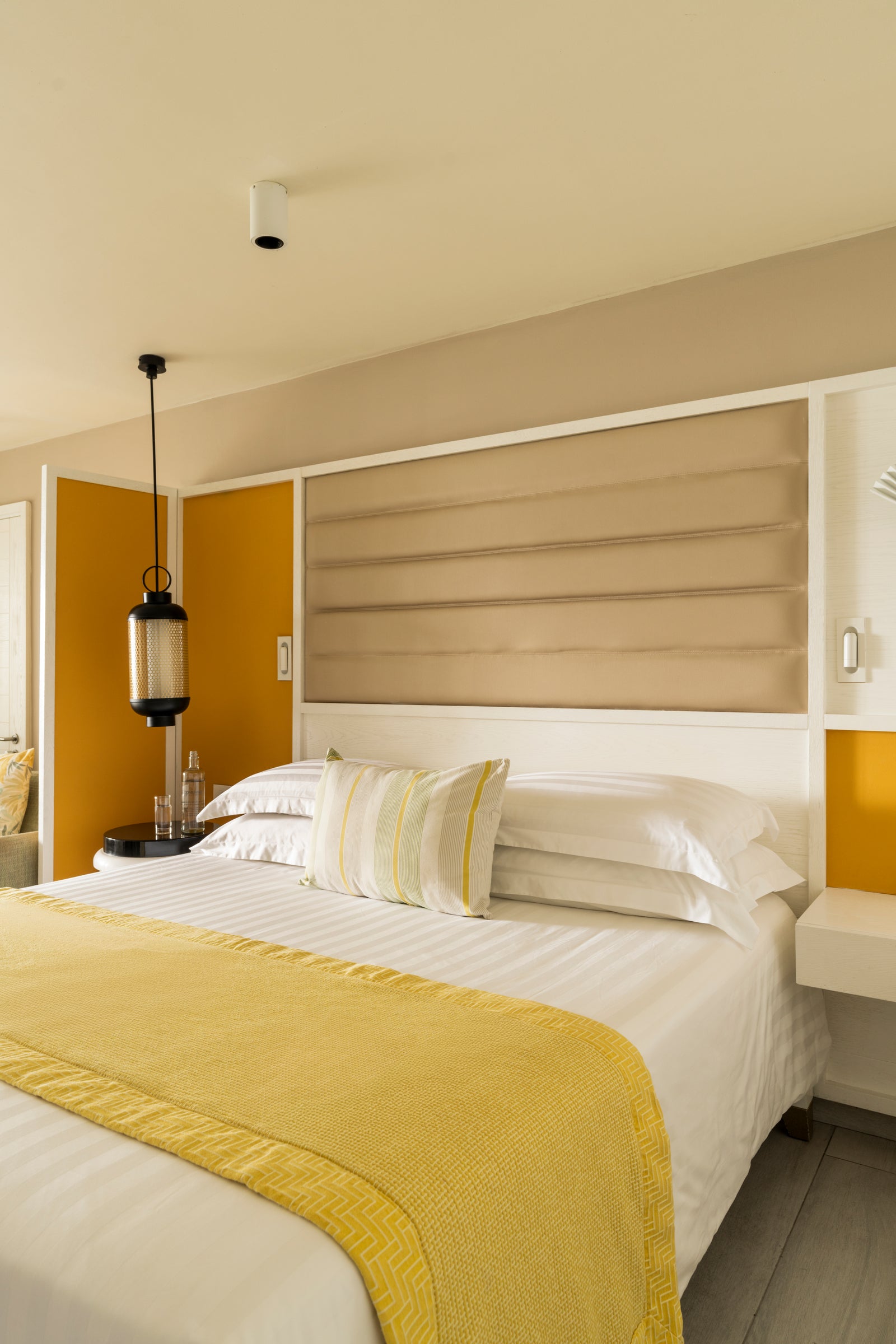 Prestige Room