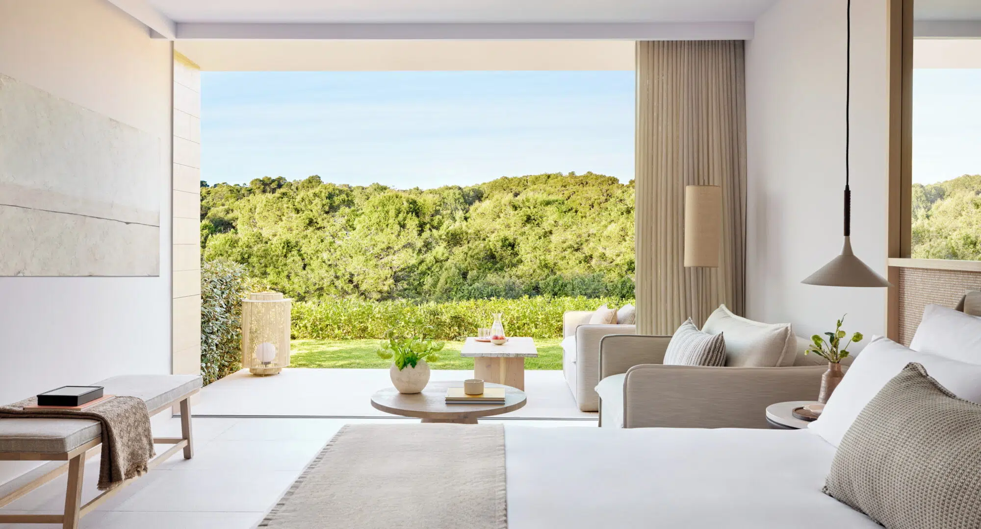 One-Bedroom Suite, Pool View