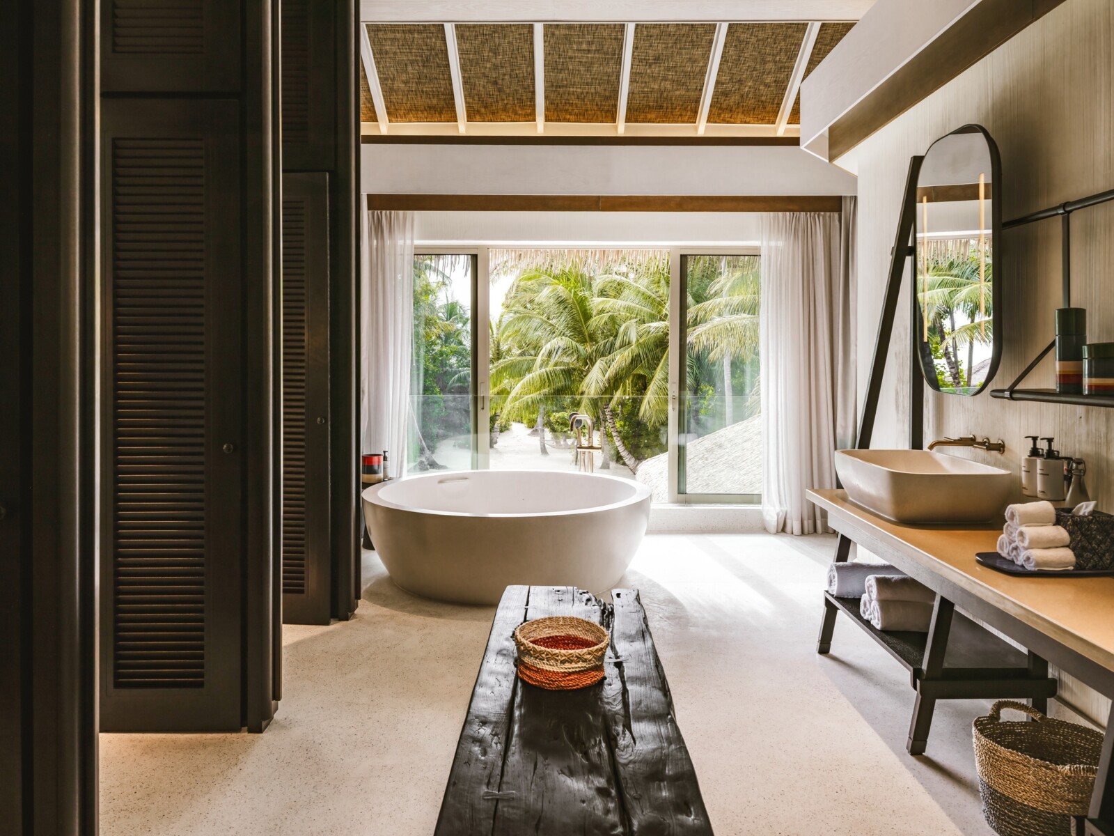 InterContinental Maldives Maamunagau Resort