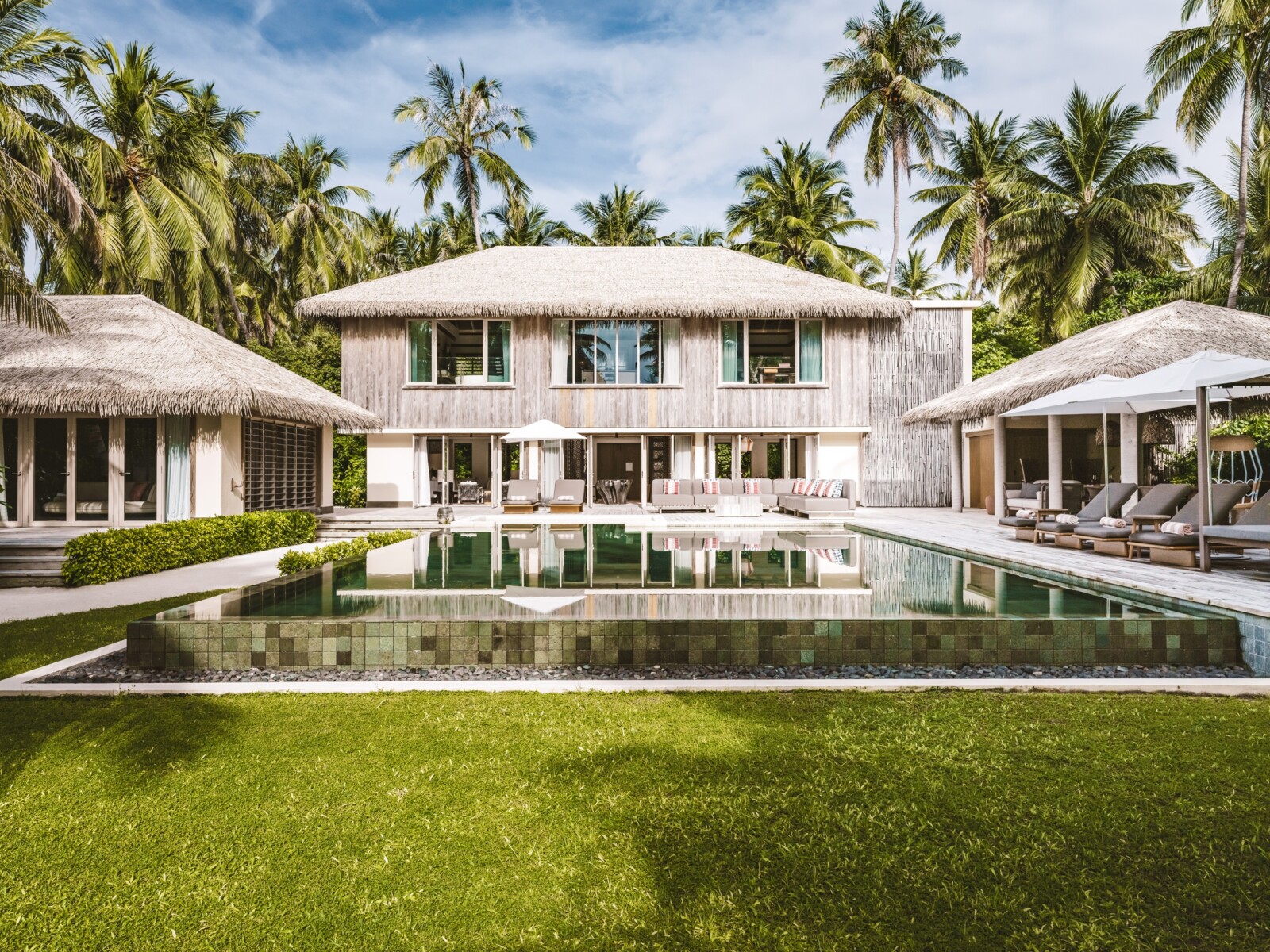 InterContinental Maldives Maamunagau Resort