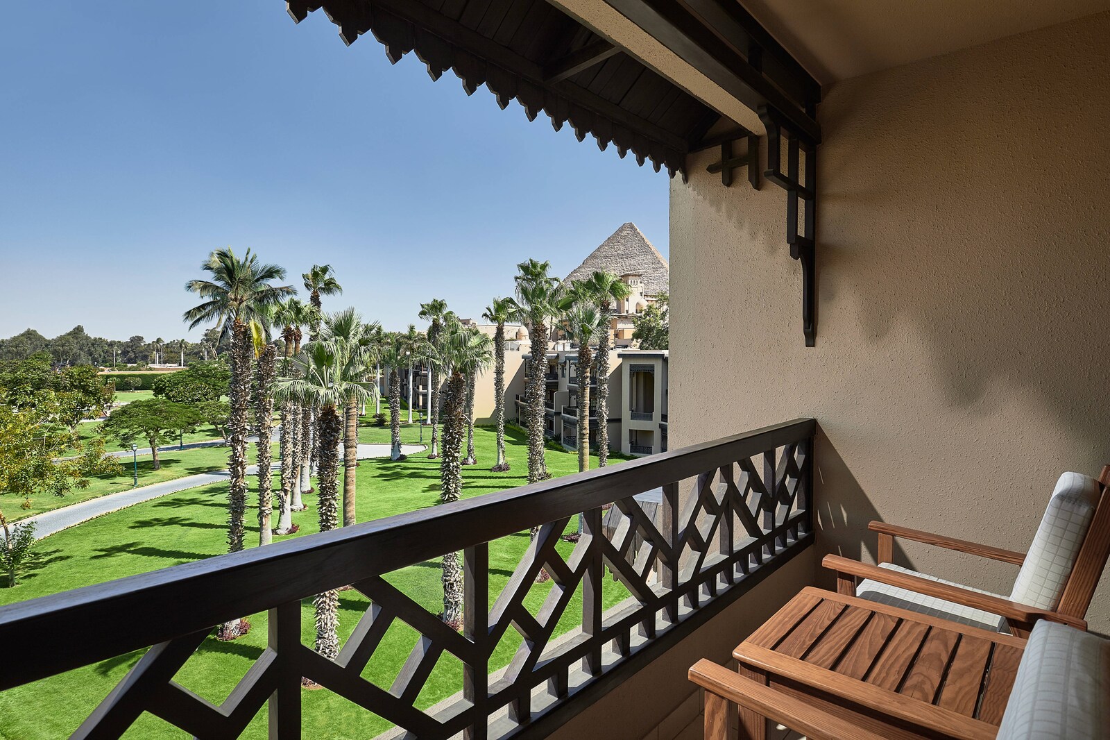 Pyramid View Room