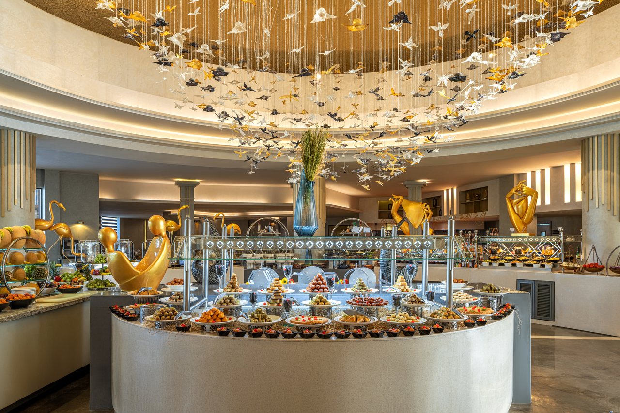 Rixos Premium Magawish Suites and Villas