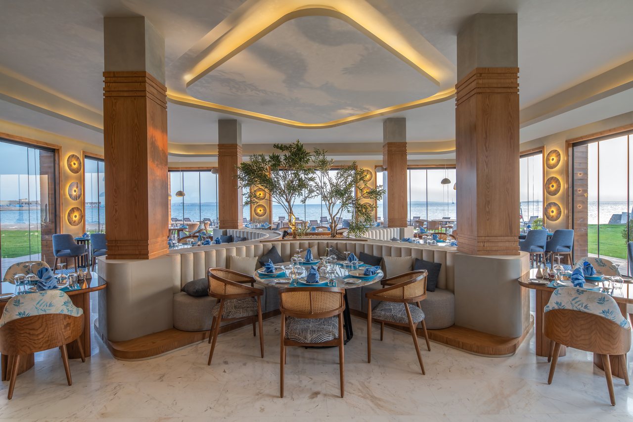 Rixos Premium Magawish Suites and Villas