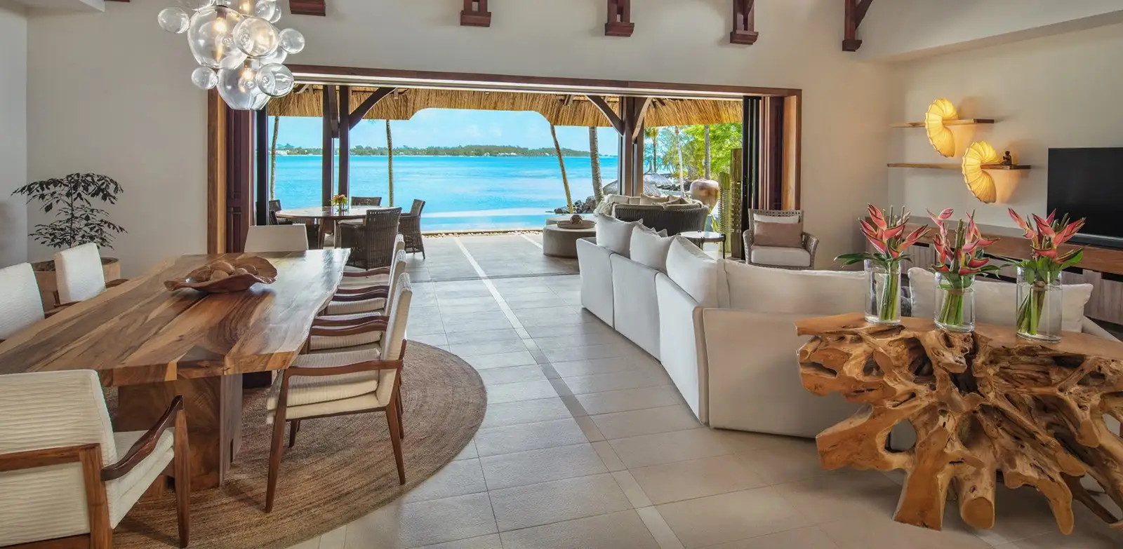 Shangri-La Beach Villas