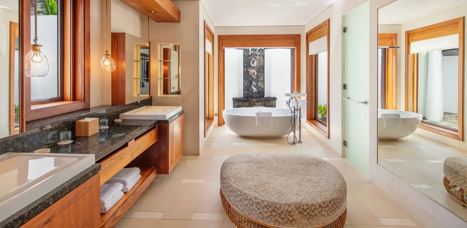 Shangri-La Beach Villas