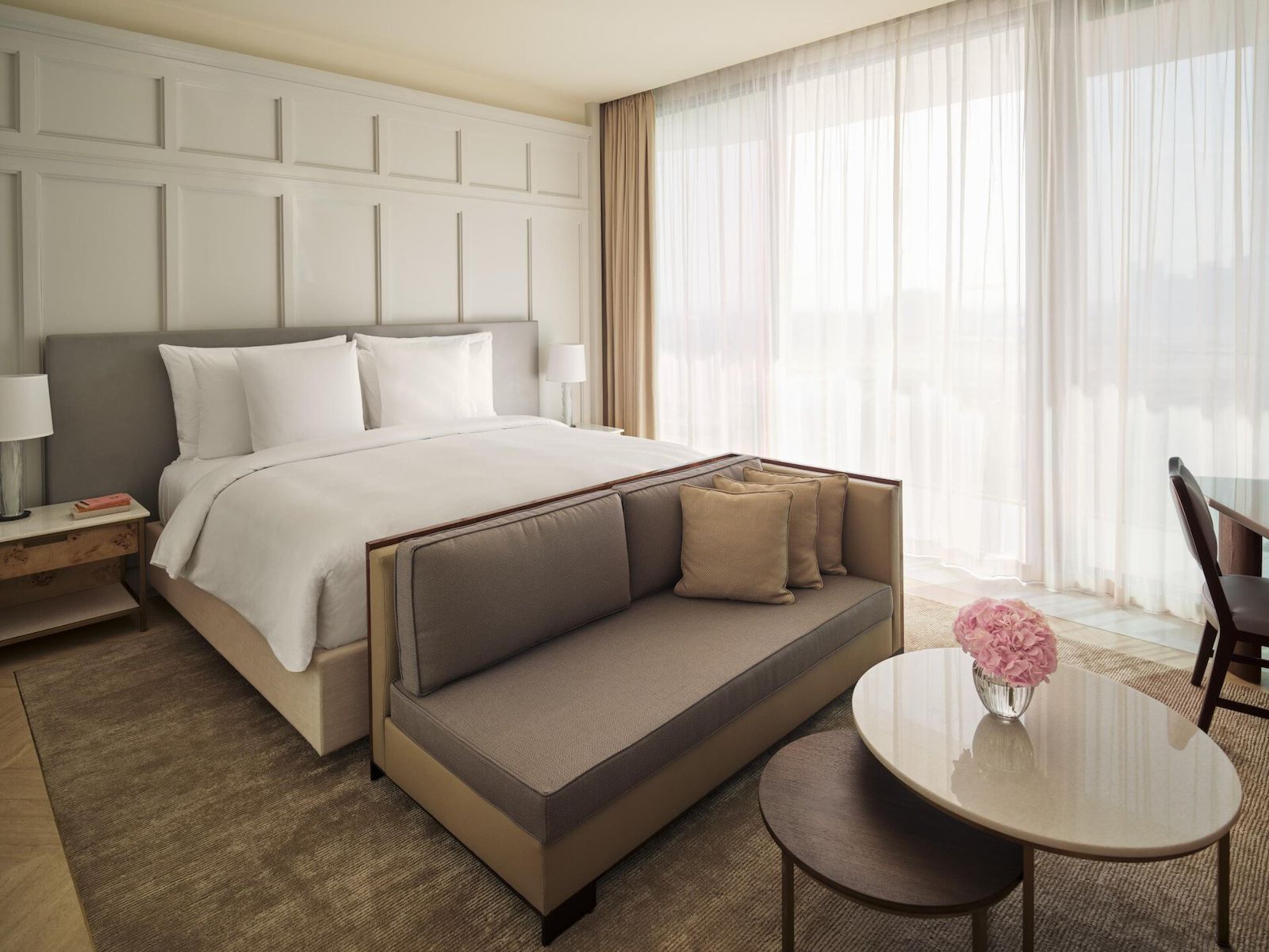 Horizon Room
