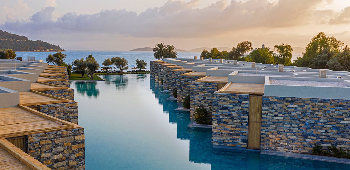 Lagoon Swim-up